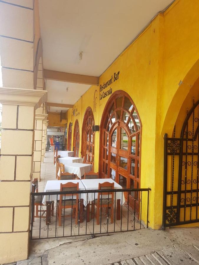 Hotel Arcos Del Parque Акаюкан Экстерьер фото