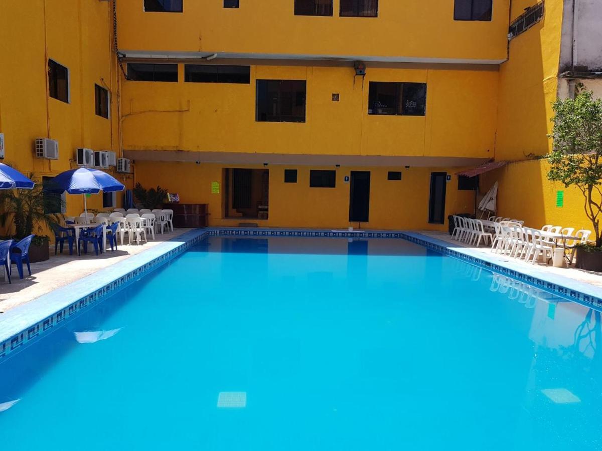Hotel Arcos Del Parque Акаюкан Экстерьер фото